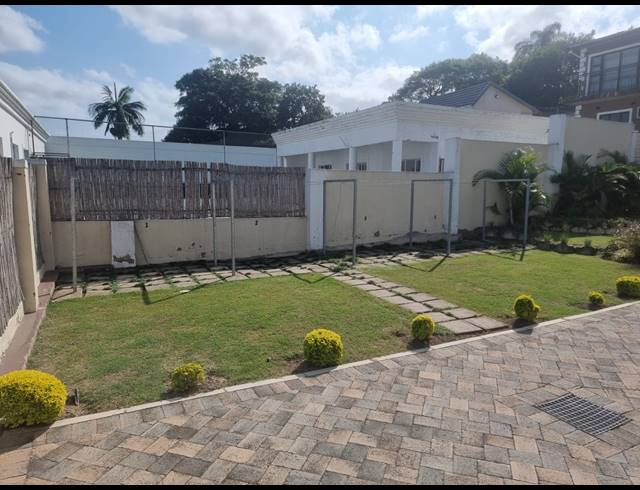 3 BEDROOM FLAT TO LET IN HILLARY